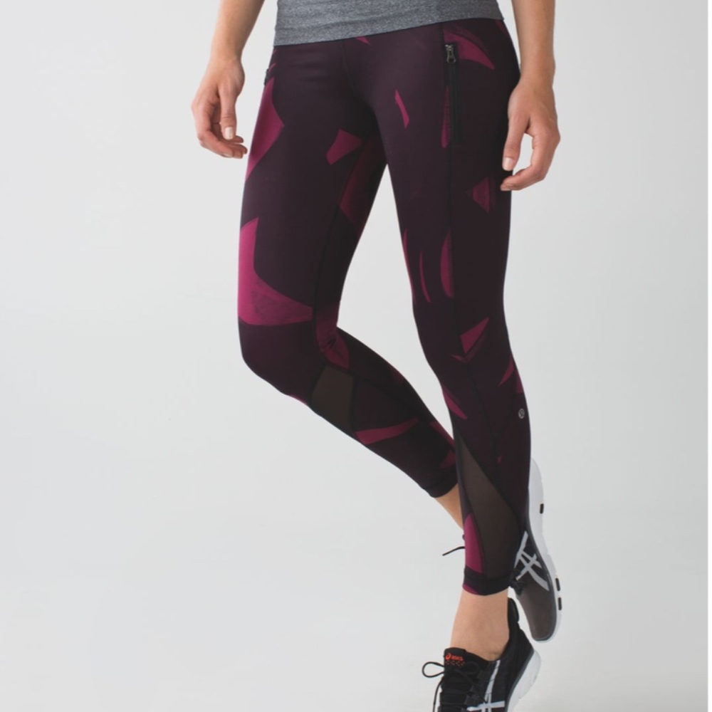 Lululemon Inspire Tight II Back Spin Stroke
